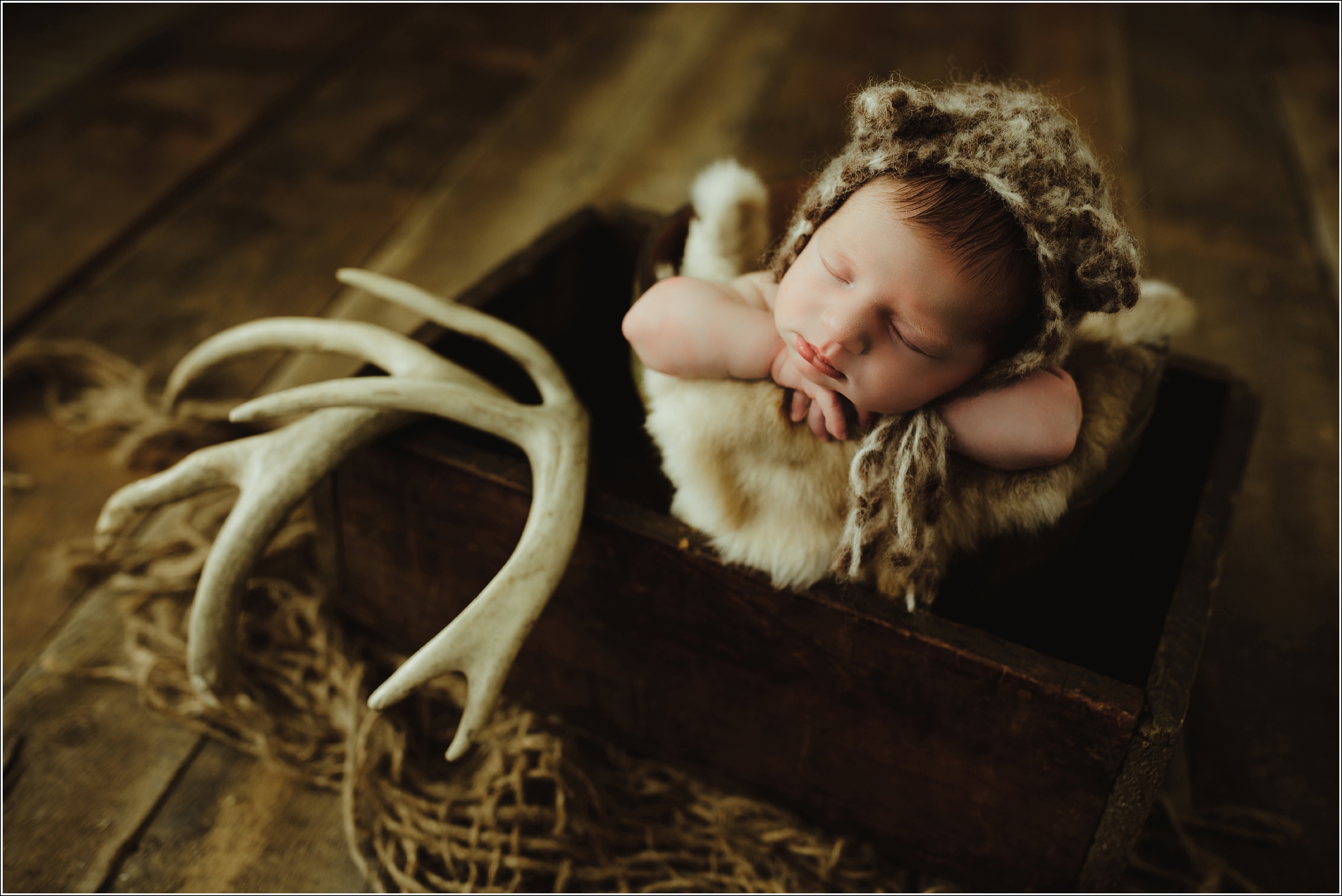 Newborn photographer La Crosse WI Rochester, MN precious newborn photo